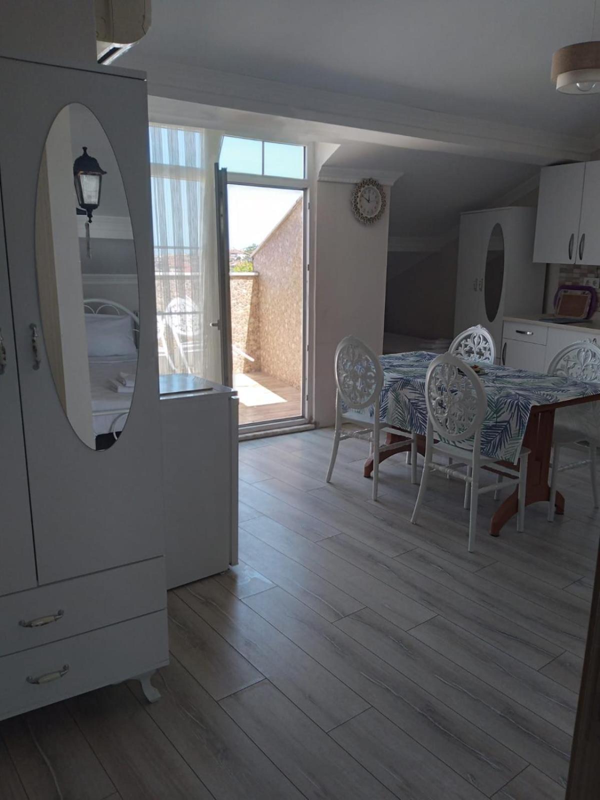 Beren Suite Garden Ağva Esterno foto
